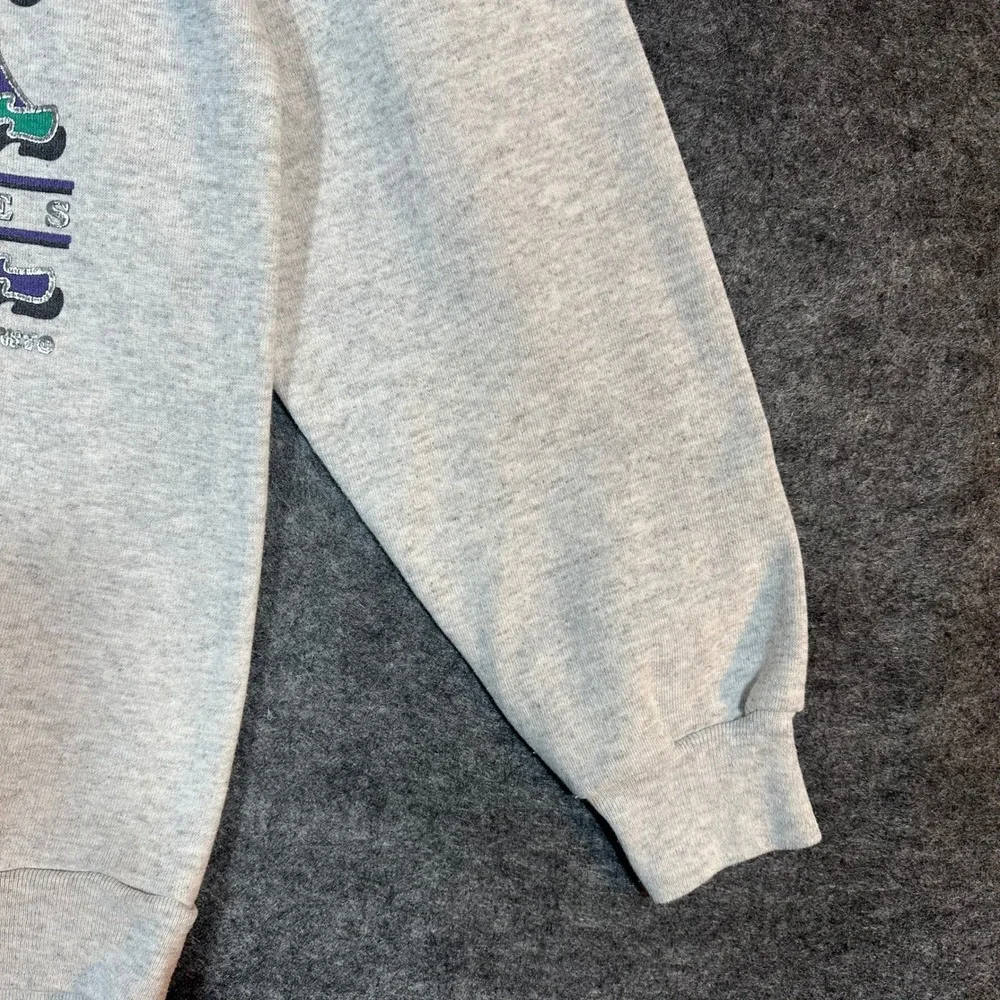 Tee Jays Aruba‎ Dutch Antilles Graphic Sweatshirt Mens Medium Gray Sailboats